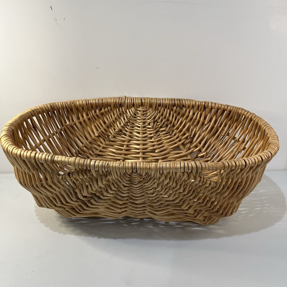 Vtg Handwoven Wicker Basket Oval Bread Bowl Rustic Boho Farmhouse Cottagecore